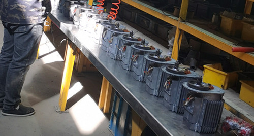 商場中庭電動吊鉤